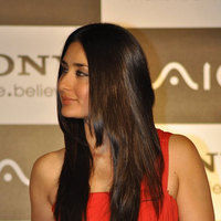 Kareena launches Sony Vaio laptops pictures | Picture 45822
